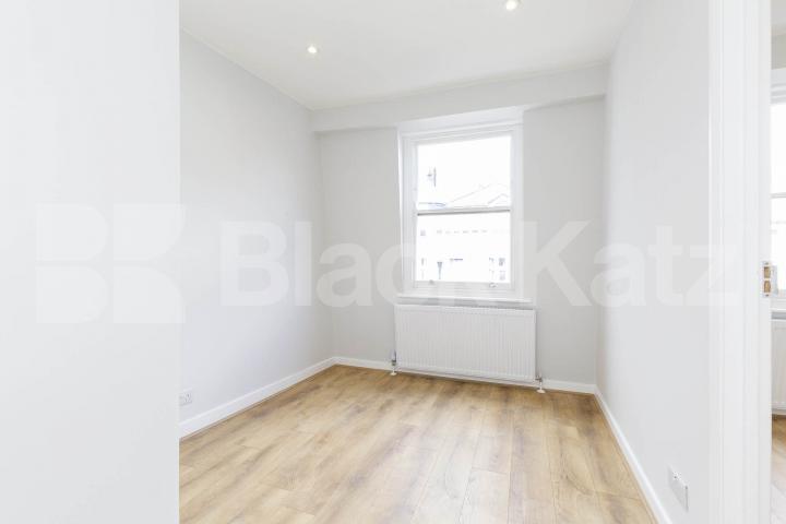 Newly refurbished one bed in Marylebone and mins to Regents Park Bell Street, Marylebone